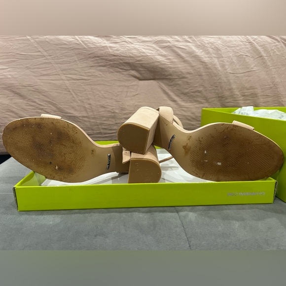 Gianni Bini high heels size 7 Spanish sand color - Picture 2 of 3